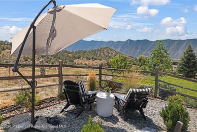 /international/us/120-deer-valley-drive-new-castle-co-110119527610/