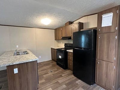 /international/us/18733-samuels-road-zachary-la-110097471081/