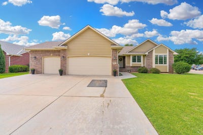 /international/us/303-e-evergreen-ct-cheney-ks-110108687098/