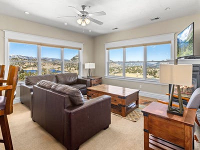 /international/us/2625-marys-lake-rd-estes-park-co-110106298462/
