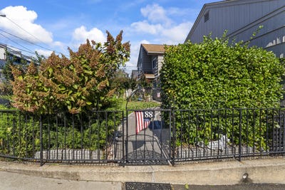 /international/us/88-dean-street-stamford-ct-110106122774/