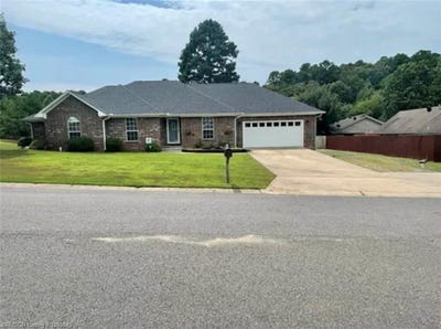 /international/us/1901-ridgewood-dr-clarksville-ar-110105755686/