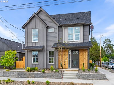 /international/us/7090-n-leonard-ave-portland-or-110099716146/