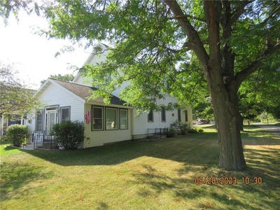 /international/us/427-prospect-street-peterson-mn-110086739630/