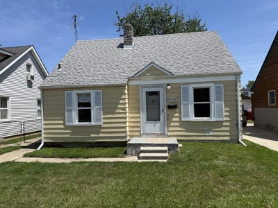 /international/us/28908-maple-street-roseville-mi-110106621005/