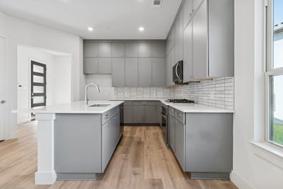 /international/us/452-waters-edge-drive-hickory-creek-tx-110107639499/