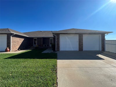 /international/us/1407-shadow-lane-dodge-city-ks-110106216685/