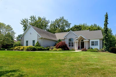 /international/us/7687-byron-depot-drive-sw-byron-center-mi-110100964740/