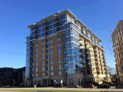 /international/us/625-n-segoe-road-madison-wi-110106565632/