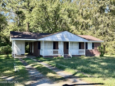 /international/us/18040-wagram-road-laurinburg-nc-110120512442/