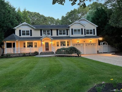 /international/us/48-river-heights-drive-smithtown-ny-110108348199/