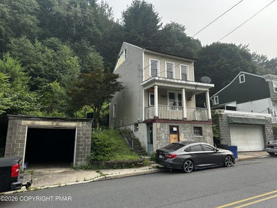 /international/us/415-peacock-street-pottsville-pa-110109276044/