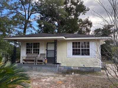 /international/us/403-gribben-street-thomasville-ga-110105198380/