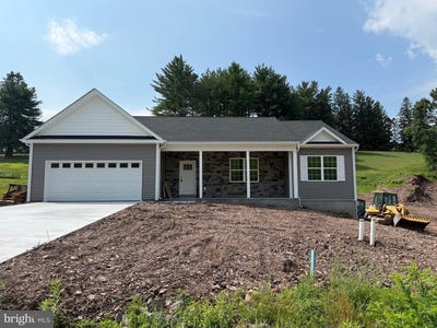 /international/us/8-country-club-road-ashland-pa-110097646279/