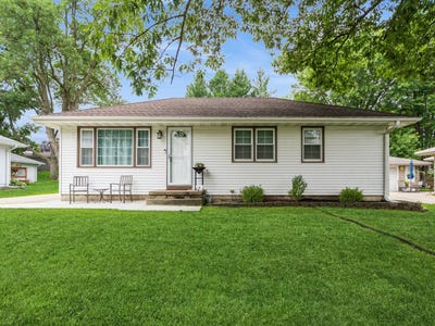 /international/us/501-n-10th-street-indianola-ia-110101068771/