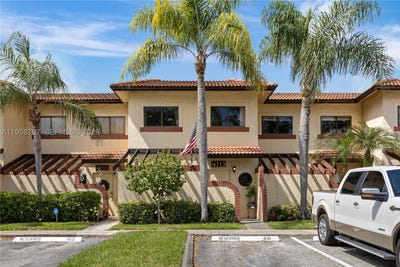 /international/us/4713-n-pine-island-rd-sunrise-fl-110105324336/