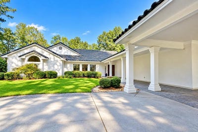 /international/us/8233-4-fox-creek-drive-midland-ga-110120555219/