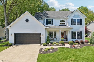 /international/us/1250-orchard-glen-drive-amherst-oh-110108099429/