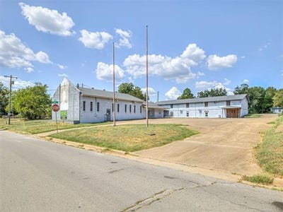 /international/us/415-w-11th-street-sand-springs-ok-110119883252/