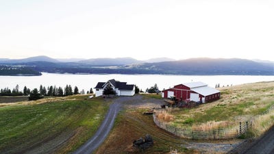 /international/us/3304-miles-rd-rice-wa-110100560653/