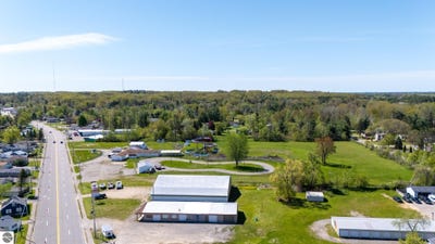 /international/us/6415-w-houghton-lake-drive-houghton-lake-mi-110105315818/