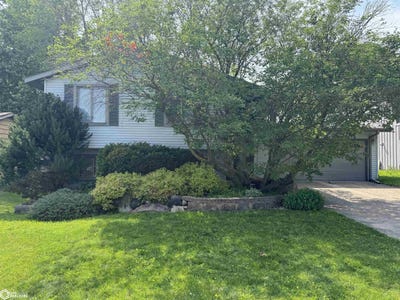 /international/us/1009-s-15th-street-clear-lake-ia-110100116562/?lang=en
