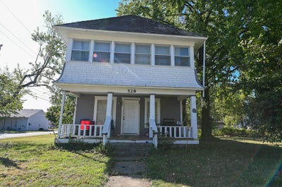 /international/us/528-e-allison-street-nevada-mo-110108027956/
