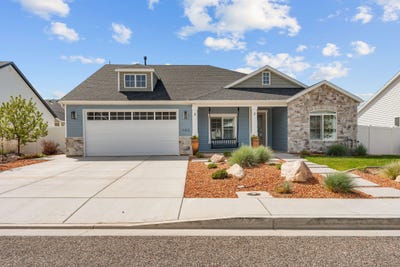 /international/us/105-n-castle-dr-cedar-city-ut-110107390637/