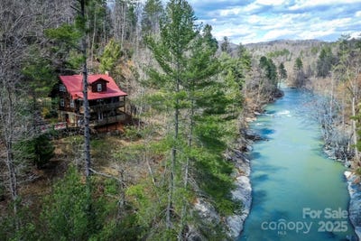 /international/us/351-chickadee-avenue-lake-lure-nc-110098295607/