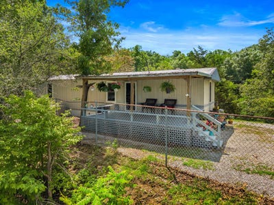 /international/us/2019-paradise-hills-road-dandridge-tn-110108479867/