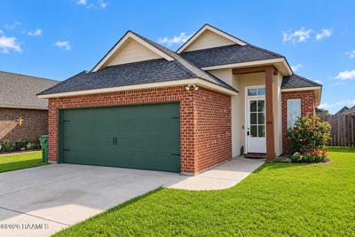 /international/us/104-meadowhollow-drive-youngsville-la-110120763135/