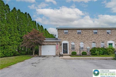 /international/us/4943-shawnee-court-north-whitehall-twp-pa-110101438656/