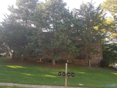 /international/us/4924-cotton-row-huntsville-al-110107962096/