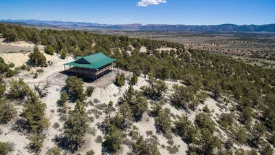 /international/us/1735-w-pinyon-hills-rd-hatch-ut-110110375898/