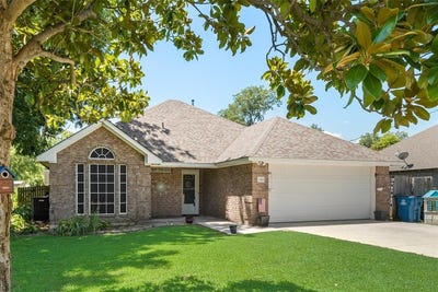 /international/us/104-e-north-street-aubrey-tx-110101143513/?lang=zh-cn