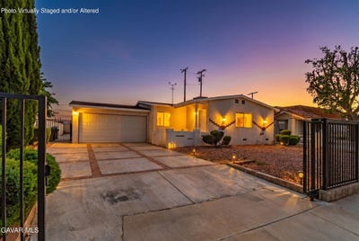 /international/us/802-e-avenue-q4-palmdale-ca-110107657301/