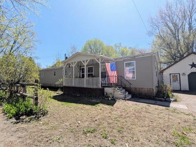 /international/us/19-prospect-street-guilford-me-110100091702/