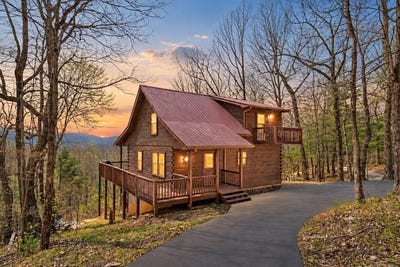 /international/us/890-brittney-drive-blue-ridge-ga-110120482544/