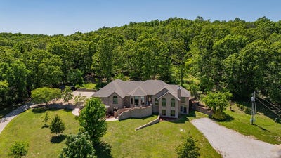 /international/us/11755-n-farm-road-177-fair-grove-mo-110105225081/