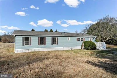 /international/us/643-king-row-road-oxford-pa-110106379720/