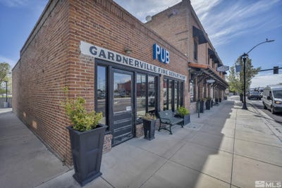 /international/us/1453-n-hwy-395-gardnerville-nv-110106252026/