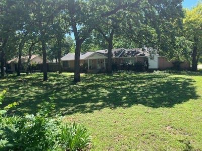 /international/us/406-s-main-street-euless-tx-110108507773/