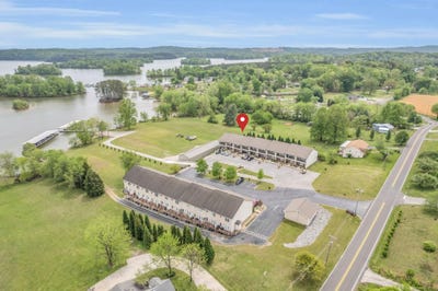 /international/us/1255-new-lake-road-spring-city-tn-110105698586/