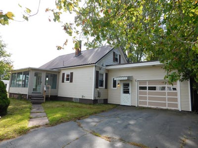 /international/us/97-county-road-milford-me-110110085232/