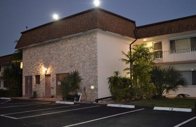 /international/us/2878-donnelly-106-drive-lake-worth-fl-110100341674/