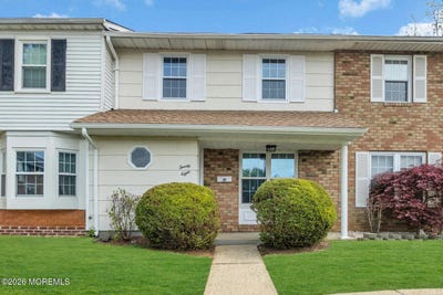 /international/us/28-kingsley-way-freehold-nj-110107696051/