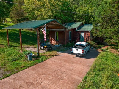 /international/us/424-forrester-hollow-ln-granville-tn-110107479470/
