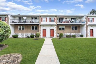 /international/us/3401-bridge-avenue-point-pleasant-nj-110101118980/