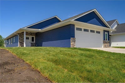/international/us/1332-bradford-street-se-hutchinson-mn-110104154964/