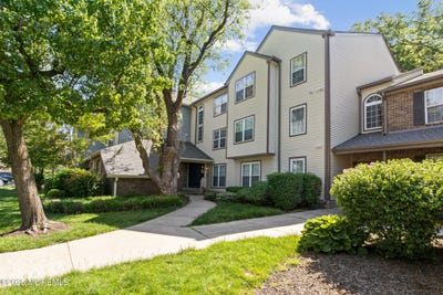 /international/us/6072-cedar-court-monmouth-junction-nj-110099649265/